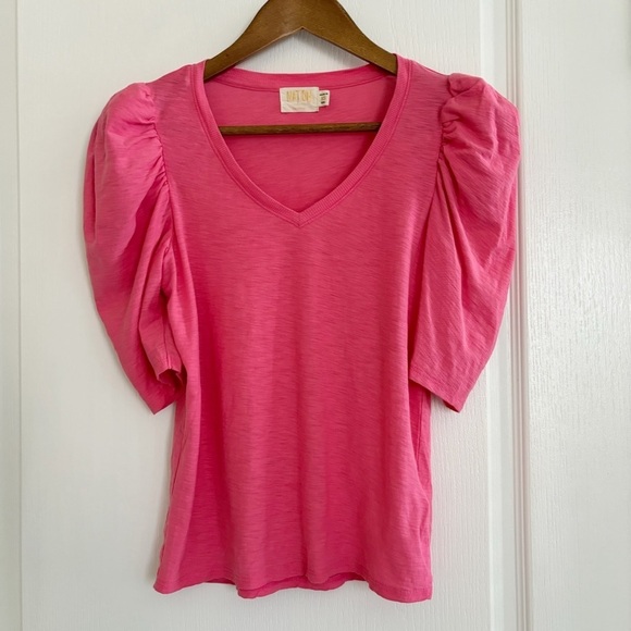 Nation LTD Tee Shirt Jillian Bold Shoulder V Neck Top Pink Party - Picture 1 of 8